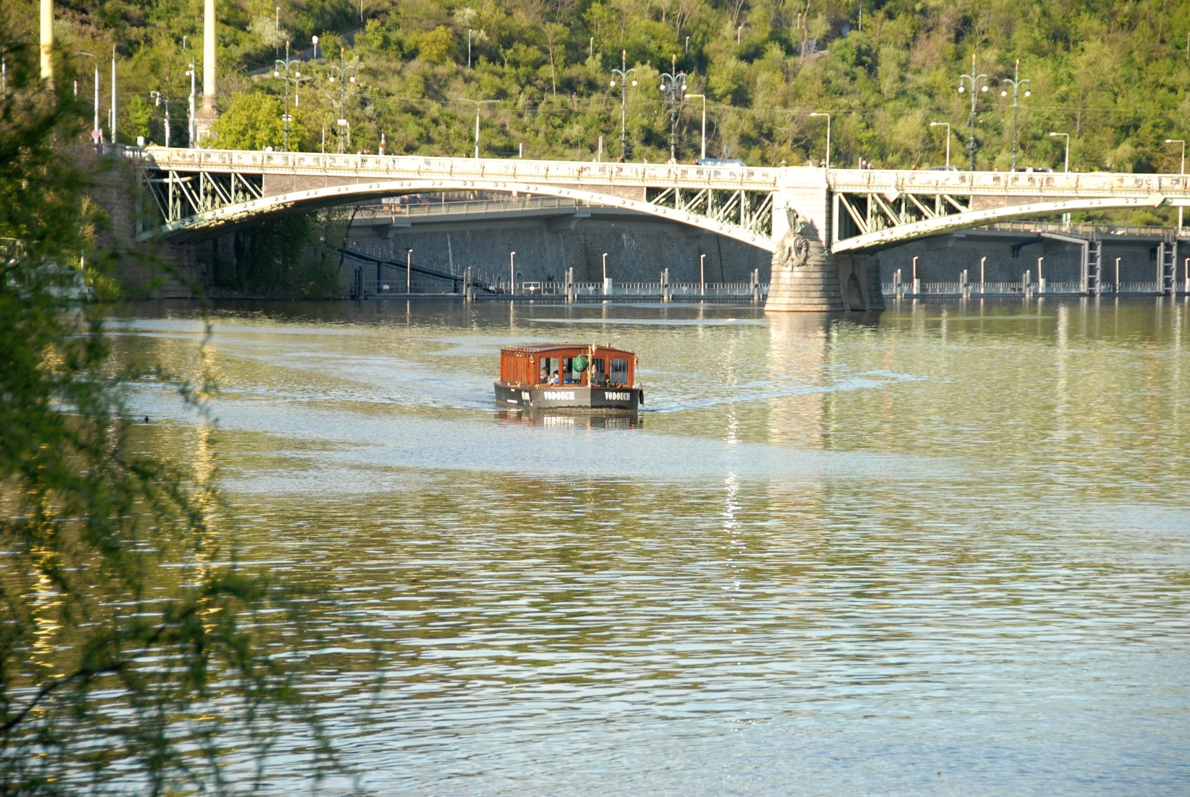 CAL 2012 duben schuzky 25.4. 50 